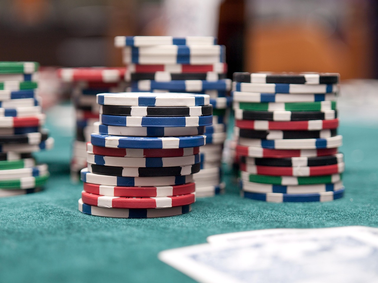 Inside the iGaming Boom: Casinos, Slots, Betting & Poker
